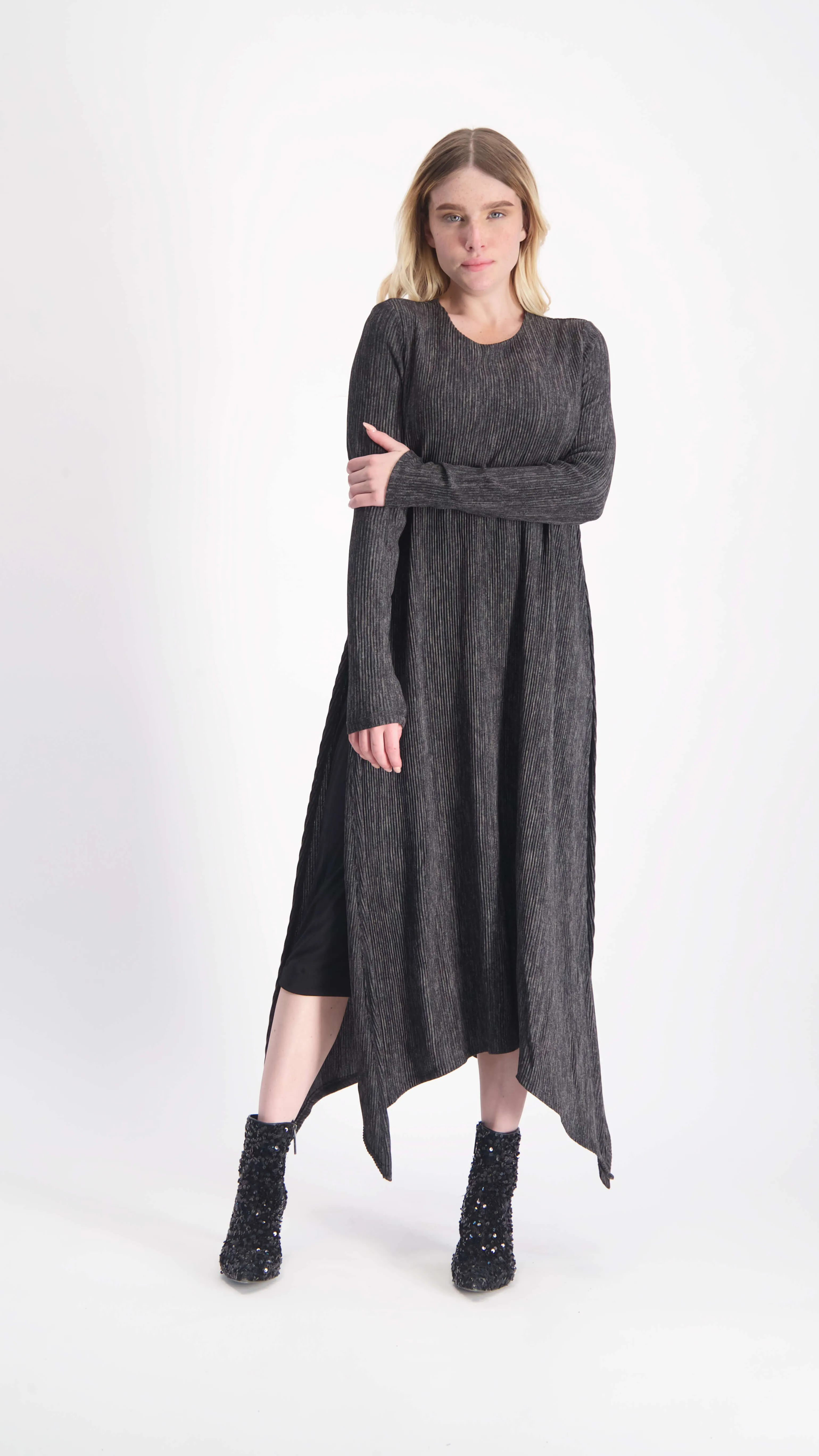 Asymmetric Ribbed Dress / Grey