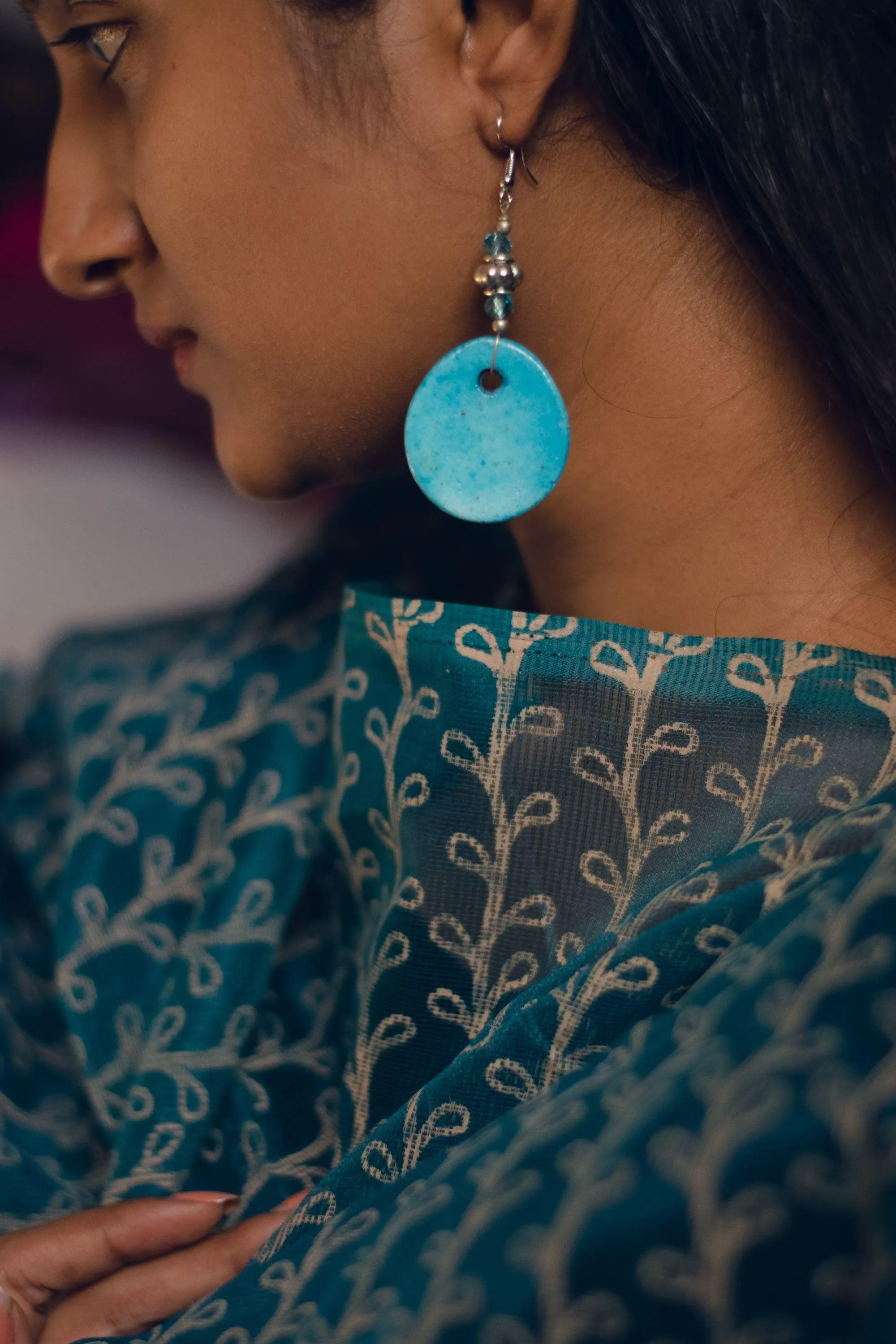 Kaisori Blue Pottery Earrings - Blue circles